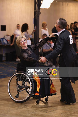 BRC GOC Wheel Chair Standard LWD2 AK